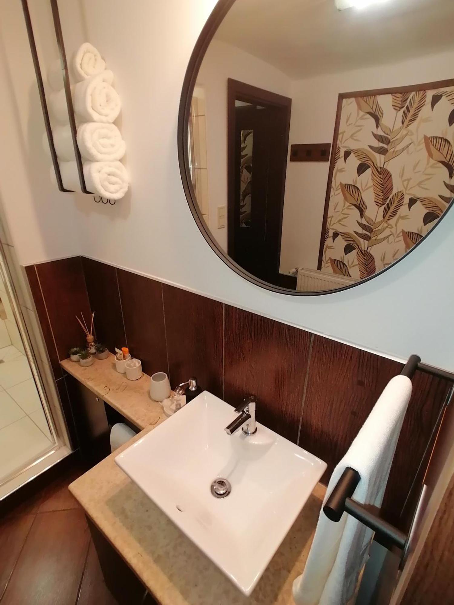Mohacs Korona Apartman Buitenkant foto