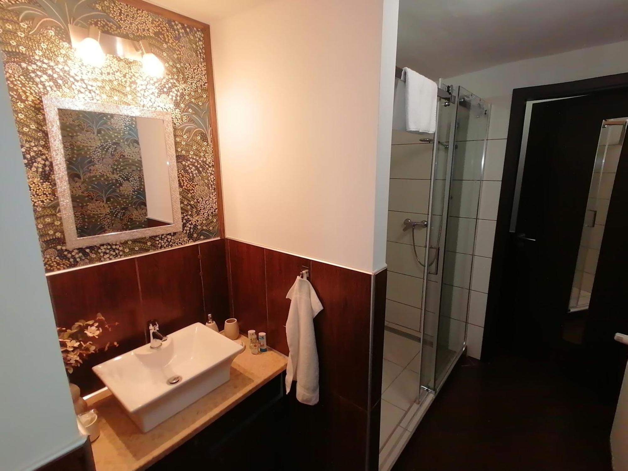 Mohacs Korona Apartman Buitenkant foto